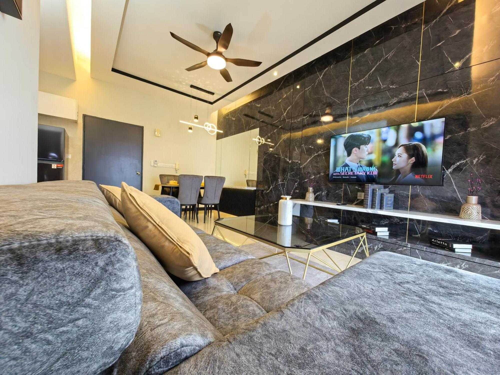 Attic Home Melaka Silverscape Residence & Jonker Экстерьер фото